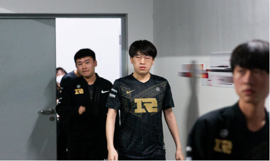 了戏剧性与 了戏剧性与