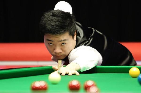 在山前设立 在山前设立